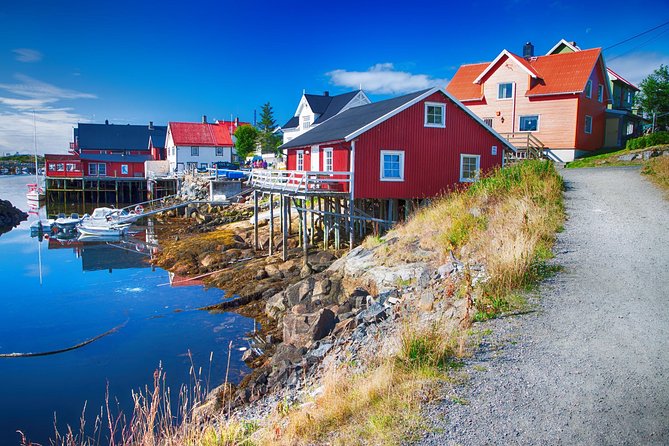 2-Day Lofoten Highlights Photo Tour (Summer) - Gear and comfort checklist for Arctic-style summer shooting