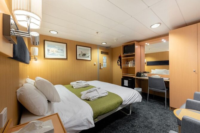 24hr Northern Lights & Whale Watching Cruise - Stop 2 at Skjervøya: whales near the porthole, plus the best day of the trip