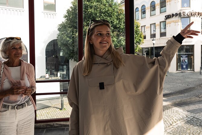 3 Hour Guided Food Walk Tour in Alesund, Norway - Kingstreet and the Pavilion: harbor views plus stories you can use