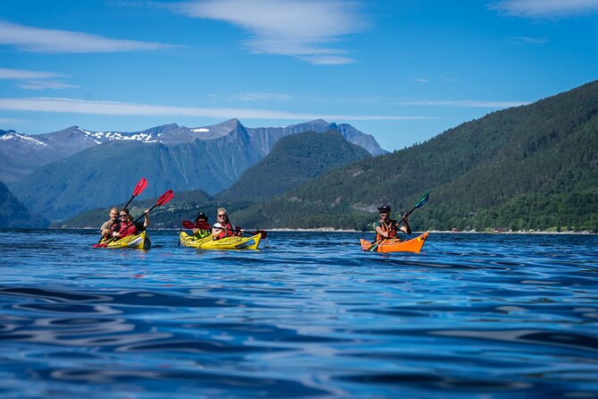 3-Hour Kayak Tour in Åndalsnes - Åndalsnes town start: quick local context, then test your kayak