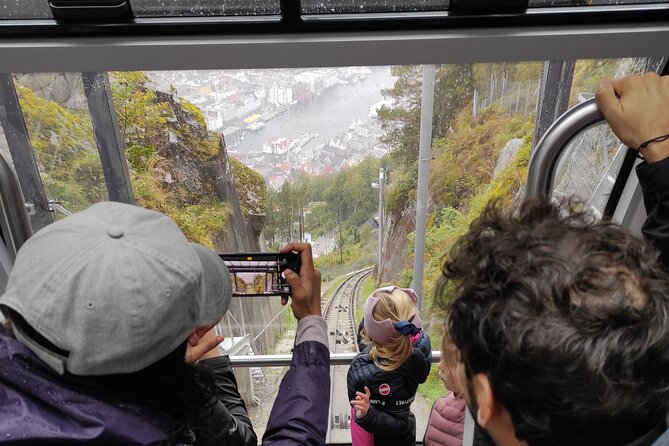 3-Hour Private Tour Hiked through the Bergen Mountains - Mount Fløyen by funicular, the easiest path to the good views