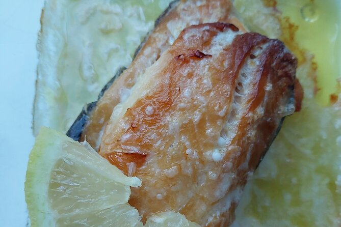 3 Hours Walking Tour for Great Food in Oslo - Hosts and group vibe: why small helps