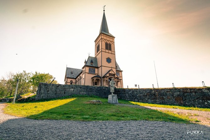 5 Highlights Of Lofoten From Svolvær - Stop 2: Gimsøy for that postcard coastal calm