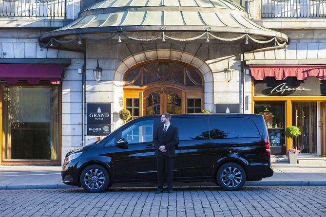 8 hours Full-Day Exclusive Oslo Tailormade Guided Limo Tour - Akerselva River and Honse-Lovisas Hus: local Oslo energy between waterfalls