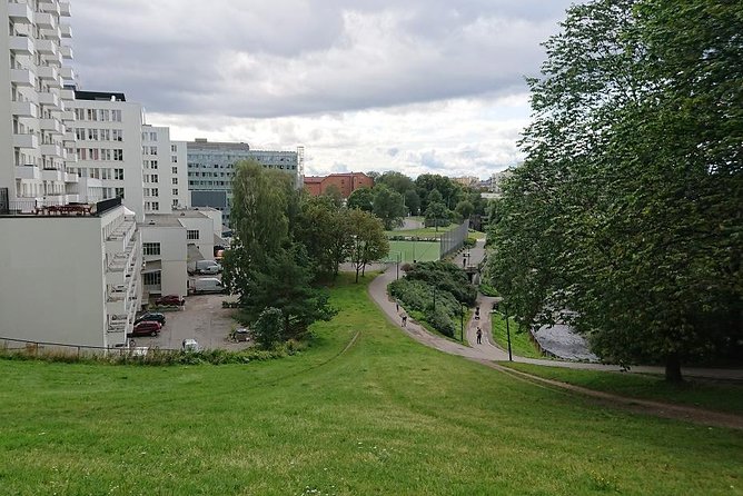 Akerselva River Meander: A Self-Guided Audio Tour - Walking the River Upstream: Your Stop-by-Stop Route