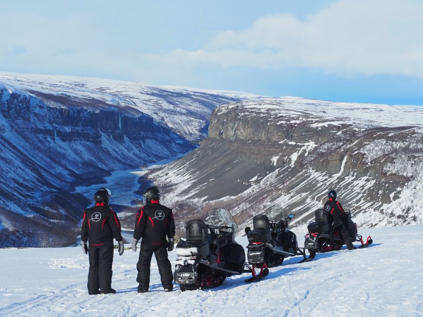 Alta: Guided Snowmobile Safari on Finnmarksvidda With Snacks - Warm gear, hot drinks, and keeping your hands happy