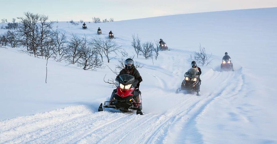 Alta: Guided Snowmobile Safari on Finnmarksvidda With Snacks - Snowmobile 101: the briefing you should actually pay attention to