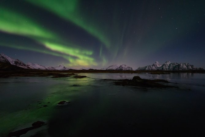 Aurora Capture with Photographer - Mini-van comfort details that save your night