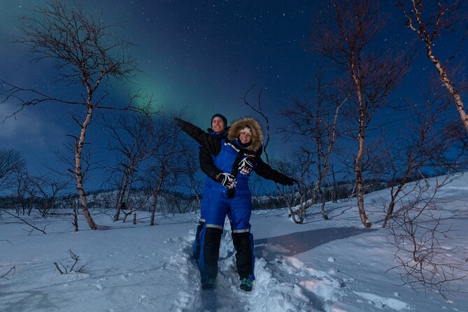 Auroras Hunt - Tour in Spanish, Northern Lights Chase in Spanish - What is not included: winter boots and the one cold-foot problem