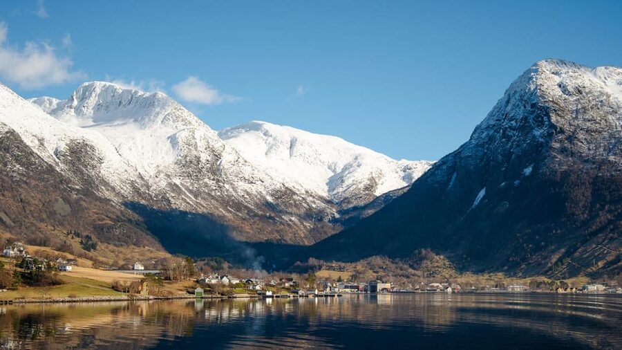 Bergen: Cruise to beautiful Rosendal by the Hardangerfjord - Practical tips that make the difference in Rosendal