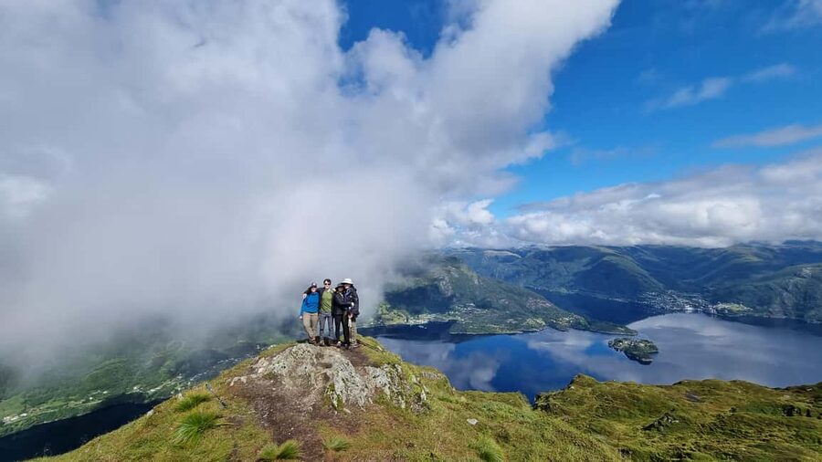 Bergen: Fjord Hiking - Public tour - The fjord viewpoints that make the climb worth it