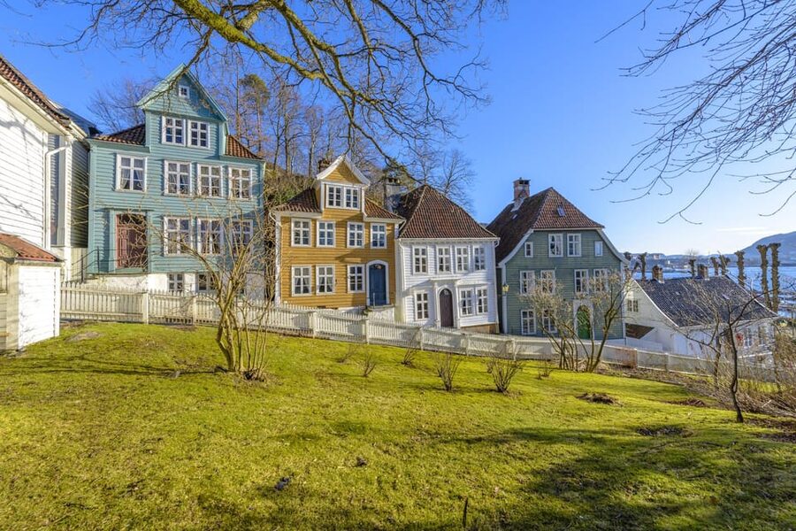 Bergen: Guided Car Tour with Old Bergen Museum & Fantoft … - Who should book this Bergen car tour, and who might skip it