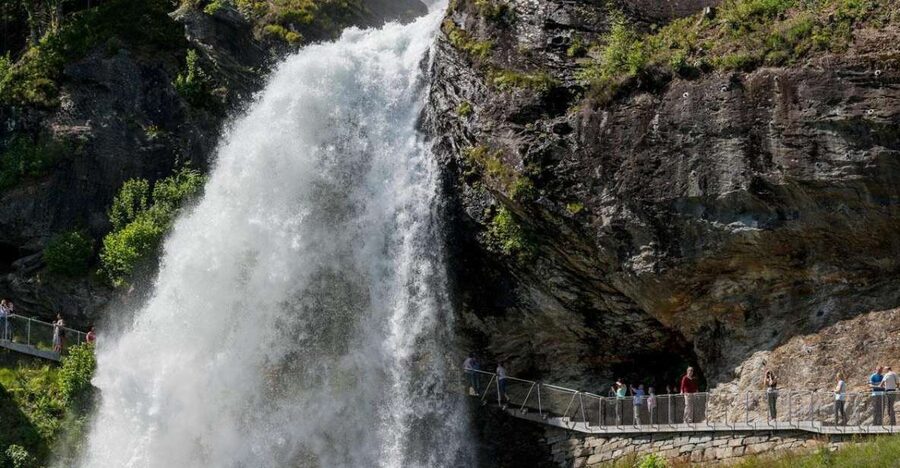 Bergen: Hardangerfjord, Voss Gondola & 3 Great Waterfalls - Fossli viewpoint and Vøringsfossen, Norway’s signature waterfall