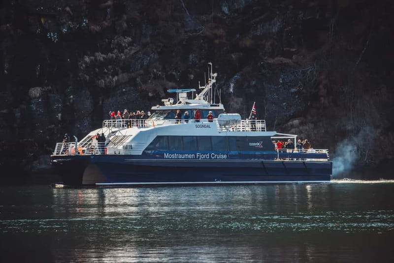 Bergen: Mostraumen Fjord & Waterfall Cruise - Osterfjord Stretch: 27 Kilometers of Reflections