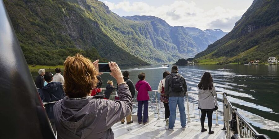 Bergen: Nærøyfjorden, Flåm, and Stegastein Guided Bus Tour - Nærøyfjord cruise: the UNESCO centerpiece, plus a full 2-hour block