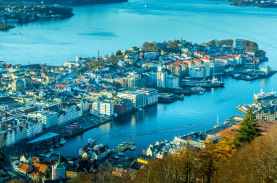 Bergen: Private Guided City Sightseeing Tour - Price and value check for $838 per group up to 2