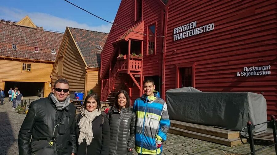 Bergen: Private Tour with a Local - The 2 to 6 hour format, and why the time window matters