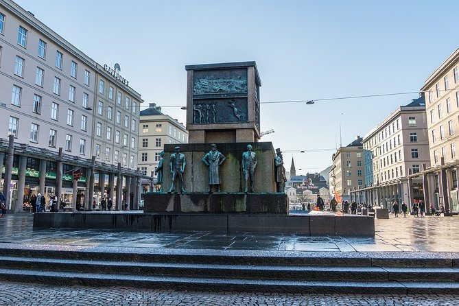 Bergen Private Walking Tour With A Professional Guide - Key things to love about this Bergen private walk