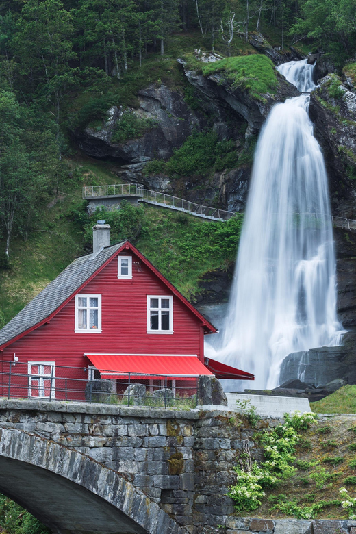 Bergen: Private Waterfalls and Wonders of Fjord Norway - The Tesla Model X details, and what you need to think about