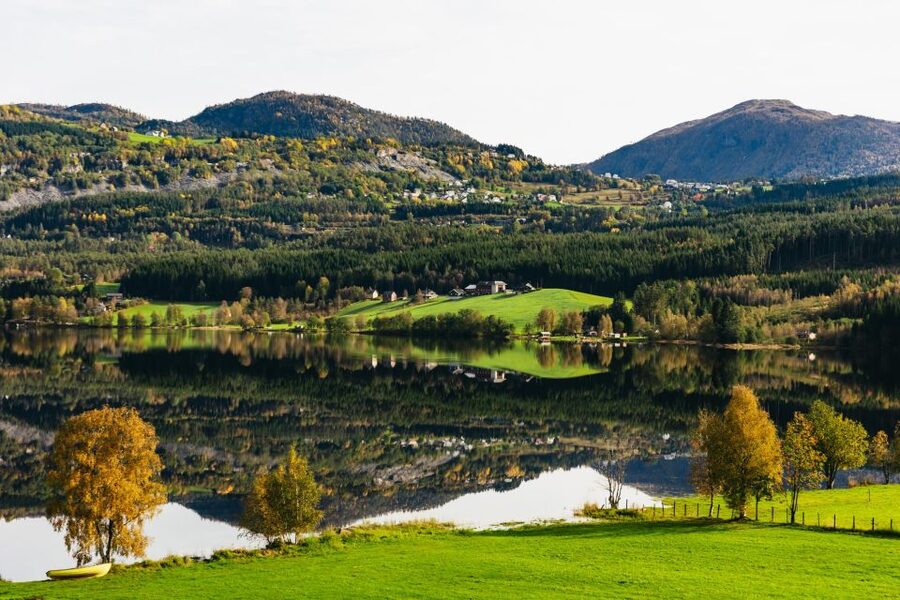 Bergen: Self-Guided Round-Trip Full-Day Excursion - Why this Bergen fjord loop is such good value
