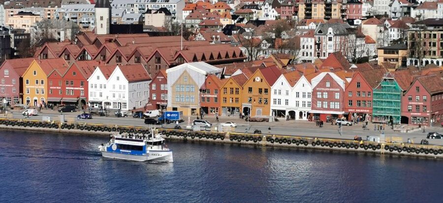 Bergen: Sightseeing Cruise of Bergen's Historic Landmarks - U-Boot Bunker Bruno: WWII Concrete in the Fjord