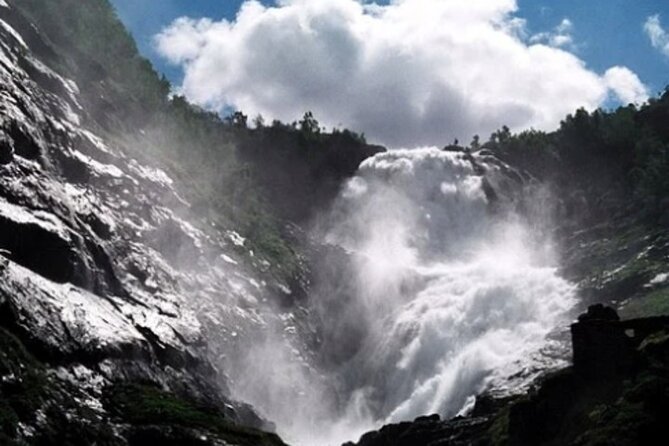 Bergen to Flam "The King of Fjords" One-Way or Round-Trip Cruise Ticket - Price and value: is $185.31 a good deal?