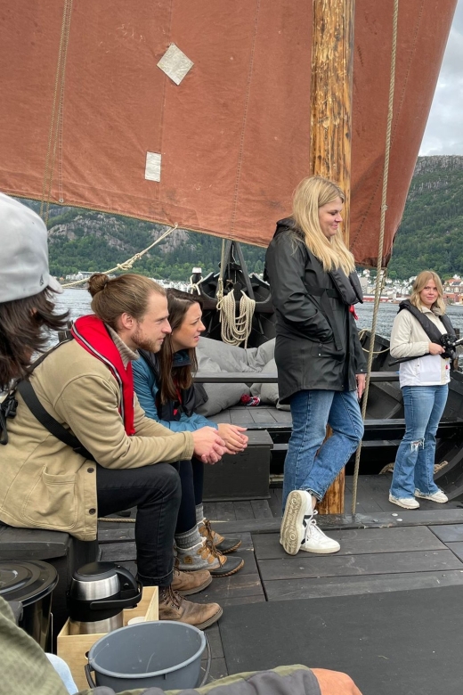 Bergen: Viking Ship Sailing Experience and Sightseeing Trip - Price and value for a 1.5 hour Bergen waterfront experience
