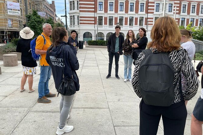 Best of Oslo Guided Walking Tour - University of Oslo and Theater Stories, The City’s Brain at Street Level