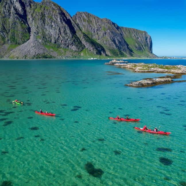 Bøstad: Kayaking Tour in Lofoten with Snacks - Meeting at the little red container in Eggum
