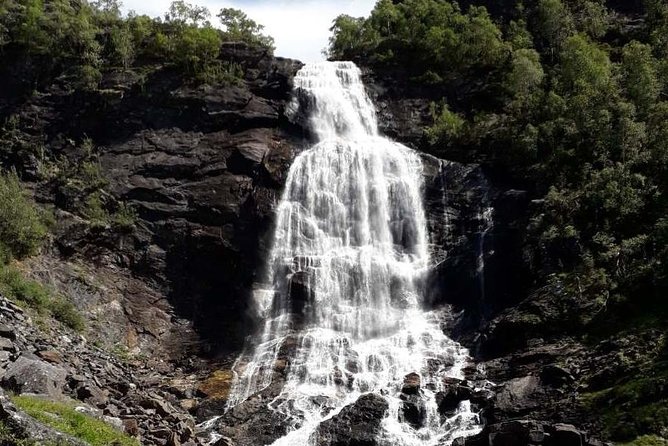Bride's Veil and Steinsdalsfossen waterfalls with sceneries of Hardanger Fjord - Bergenhus Fortress: Haakon Hall, Rosenkrantz Tower, and Fjord Views
