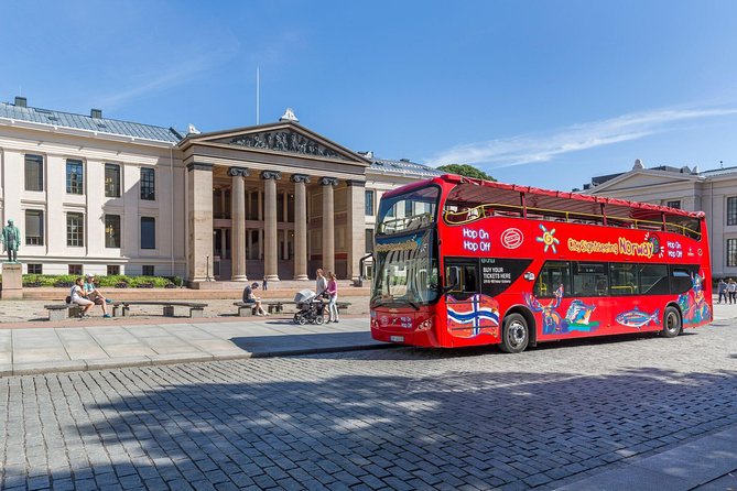 City Sightseeing Oslo Hop-On Hop-Off Bus Tour - Stop 1: Det juridiske fakultet, the National Theatre, and the Royal Palace area