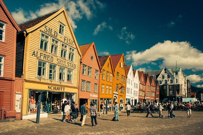 City Walking Tour - Bergen On Foot - Key highlights at a glance