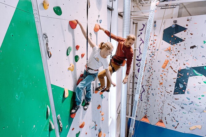Climbing in Mørkvedhallen Klatresenter - Key things to know before you climb