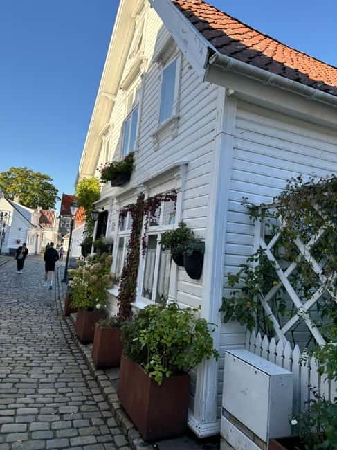 Discover Private+ Stavanger Guided City Tour - FAQ
