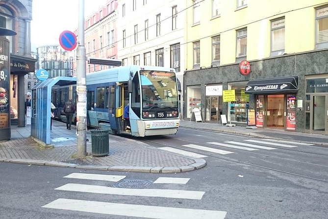 Downtown Oslo: Self-Guided Highlights and History Audio Tour - Start at Rådhusplassen, Then Head to Aker Brygge