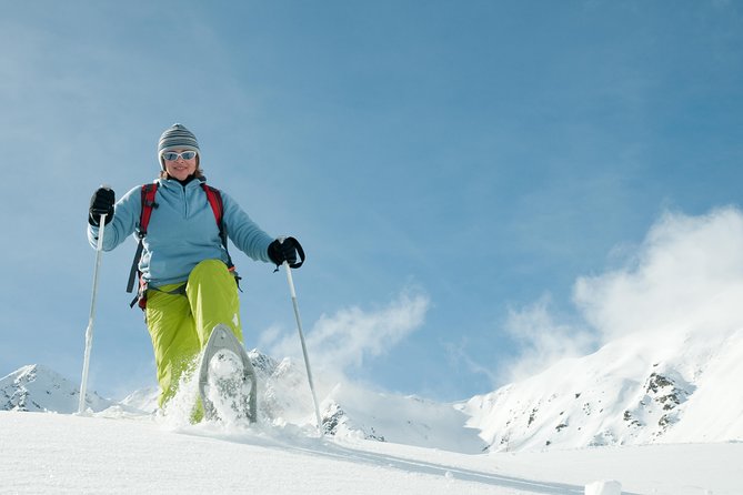 Eco friendly snowshoeing in Scenic Landscape - Telegraf bukta beach views that shift with the clouds