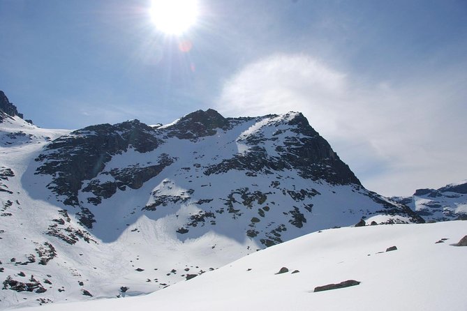 Eco friendly snowshoeing in Scenic Landscape - Polar museum and Ishavskatedralen: Arctic context without the overload