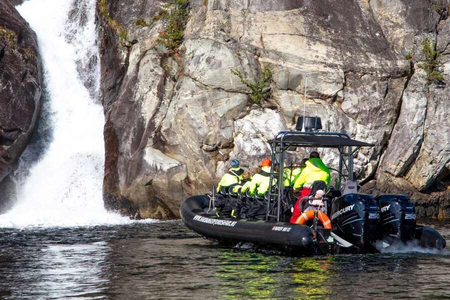 Eidfjord: 1-Hour Fjord RIB Tour - Route decisions near Simadal Fjord vs Hardangerbrua