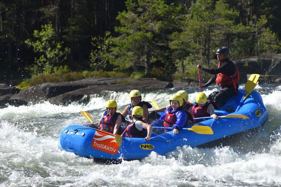 Evje: White Water Rafting Trip on Norway's Warmest Rivers - The itinerary in plain terms: dam start, waterfall setup, then the main rapids twice