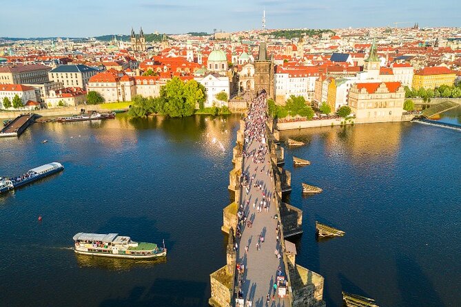 Exclusive Guided & Customized Private Oslo City Tour in Limo - Why a private Oslo limo tour works (especially for first-timers)