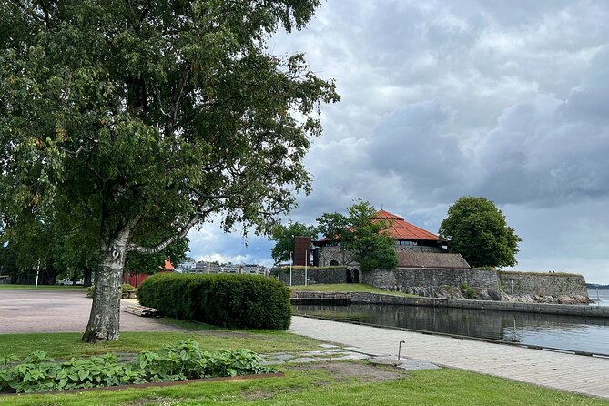 Fantastic E-bike Tour with the best views in Kristiansand - Stop 5: Christiansholm Fortress and Bystranda beach, the harbor views you came for