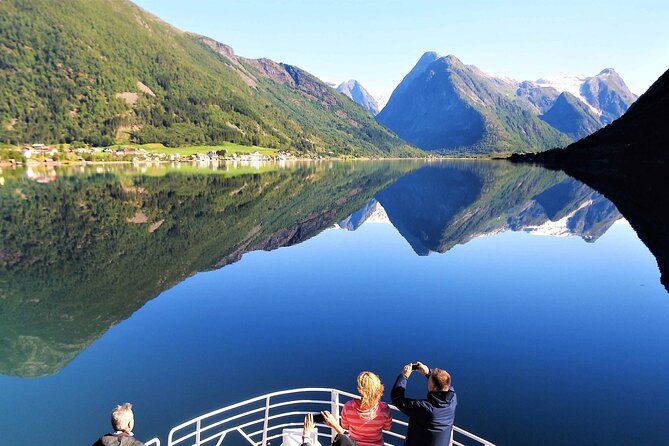 Fjord Cruise to Sognefjord and Bøyabreen Glacier - Bøyabreen Glacier: Short Time, Big Payoff