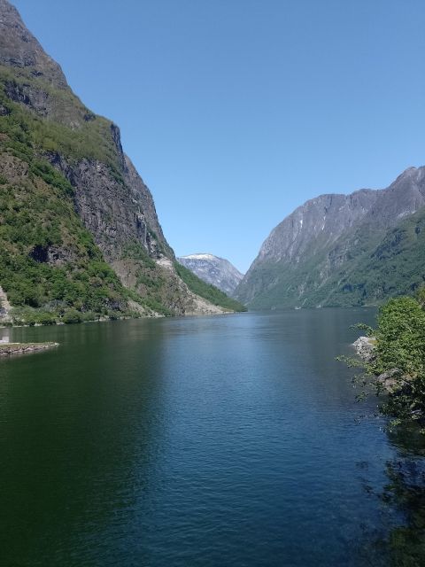 Flåm: Borgund Stave Church, Lærdal, and Stegastein Tour - Meeting Point by the Coop Bridge, Then Blue Jacket Mode