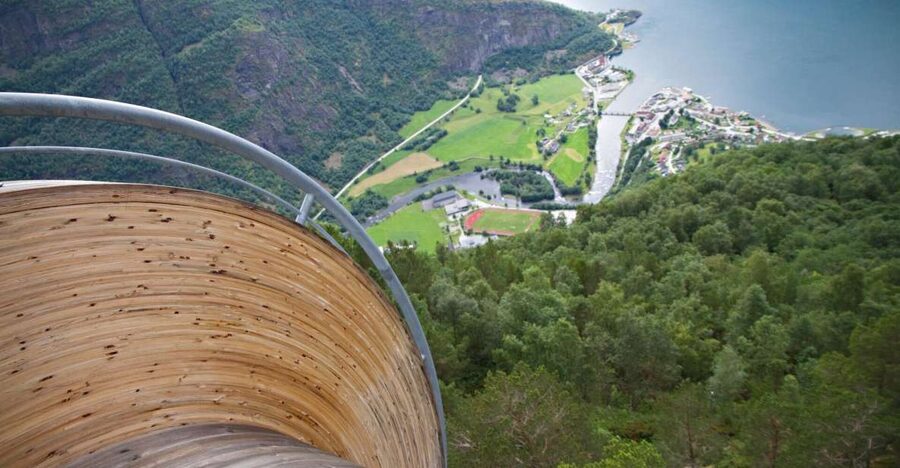 Flåm: Borgund Stave Church, Lærdal, and Stegastein Tour - Price and Time Value for $146 in 270 Minutes