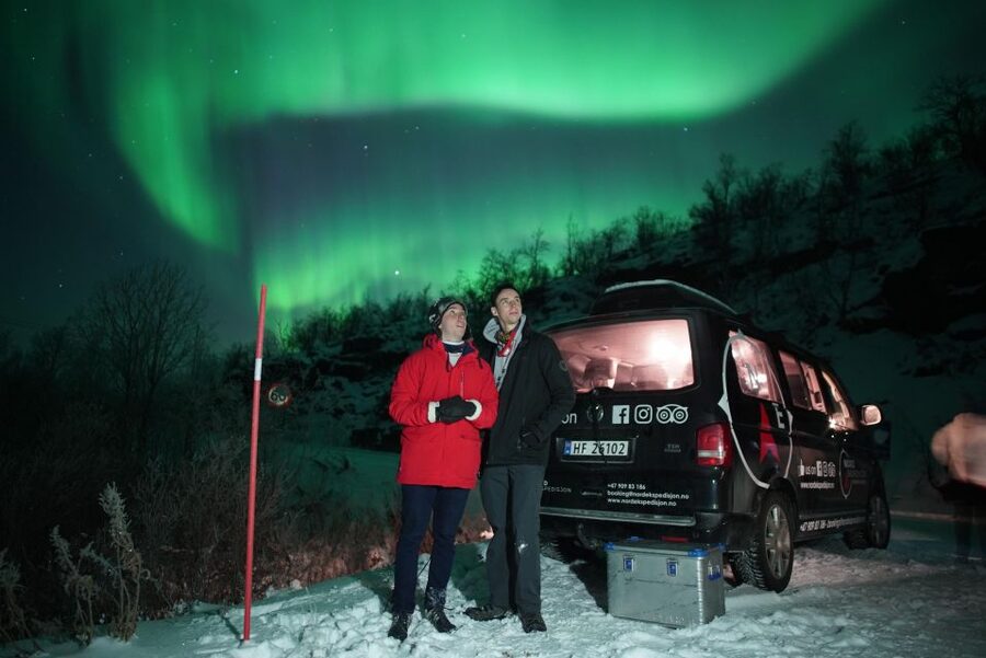 From Alta: Nighttime Northern Lights Spotting Tour - The aurora lecture: quick science that helps you watch smarter