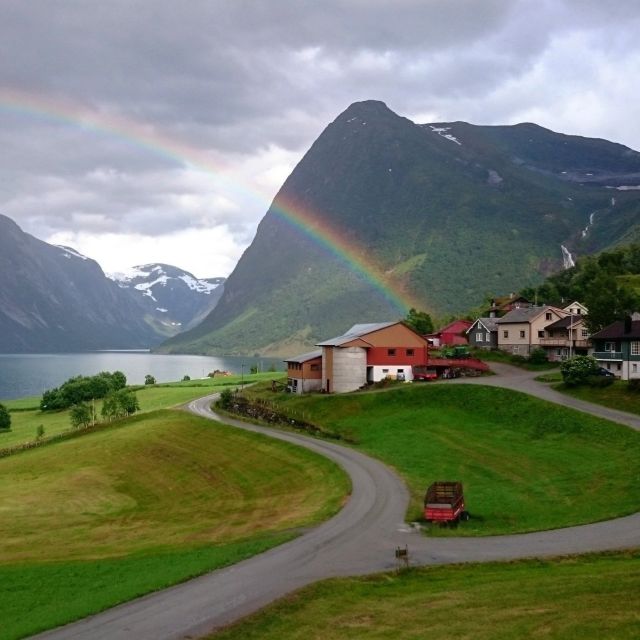 From Balestrand: Fjord Cruise to Fjærland- Round trip - Why this Balestrand to Fjærland fjord cruise works