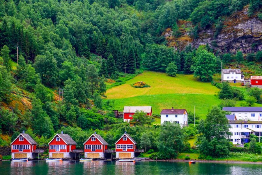 From Bergen: Flam Full-Day Cruise to Sognefjord - Money and value: what $162 includes, and what you’ll pay for separately