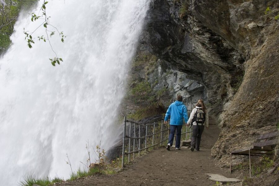 From Bergen: Private Trip to Hardangerfjord - Highway 7 to Hardangerfjord: the calm, scenic start