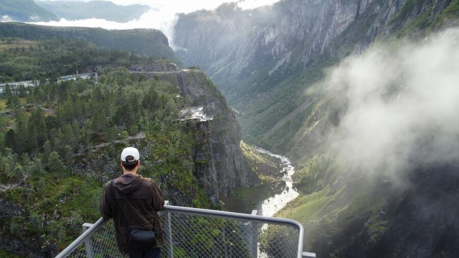 From Eidfjord: Vøringfossen Waterfall Nature Tour with Guide - What to bring, what to wear, and how to handle weather