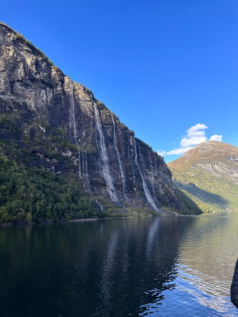 From Geiranger: Dalsnibba & Eagle Road Private Tour & Picnic - Private Transportation That Keeps You Comfortable on a Steep Road